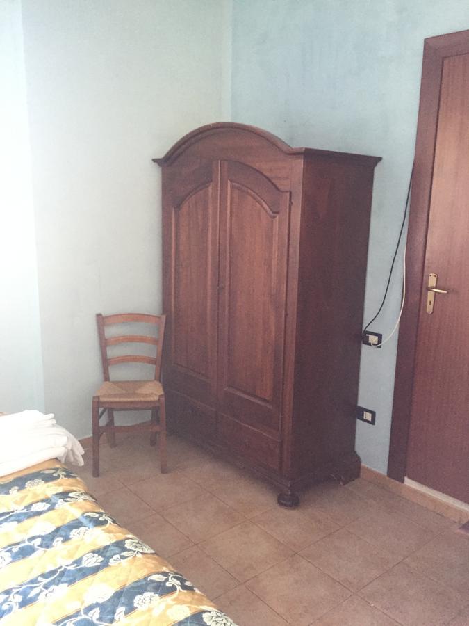Hotel Il Castello 파올라 외부 사진